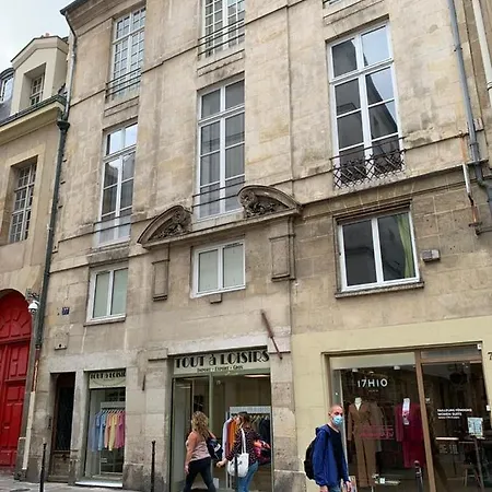 Typical Parisian Flat In Le Marais *
